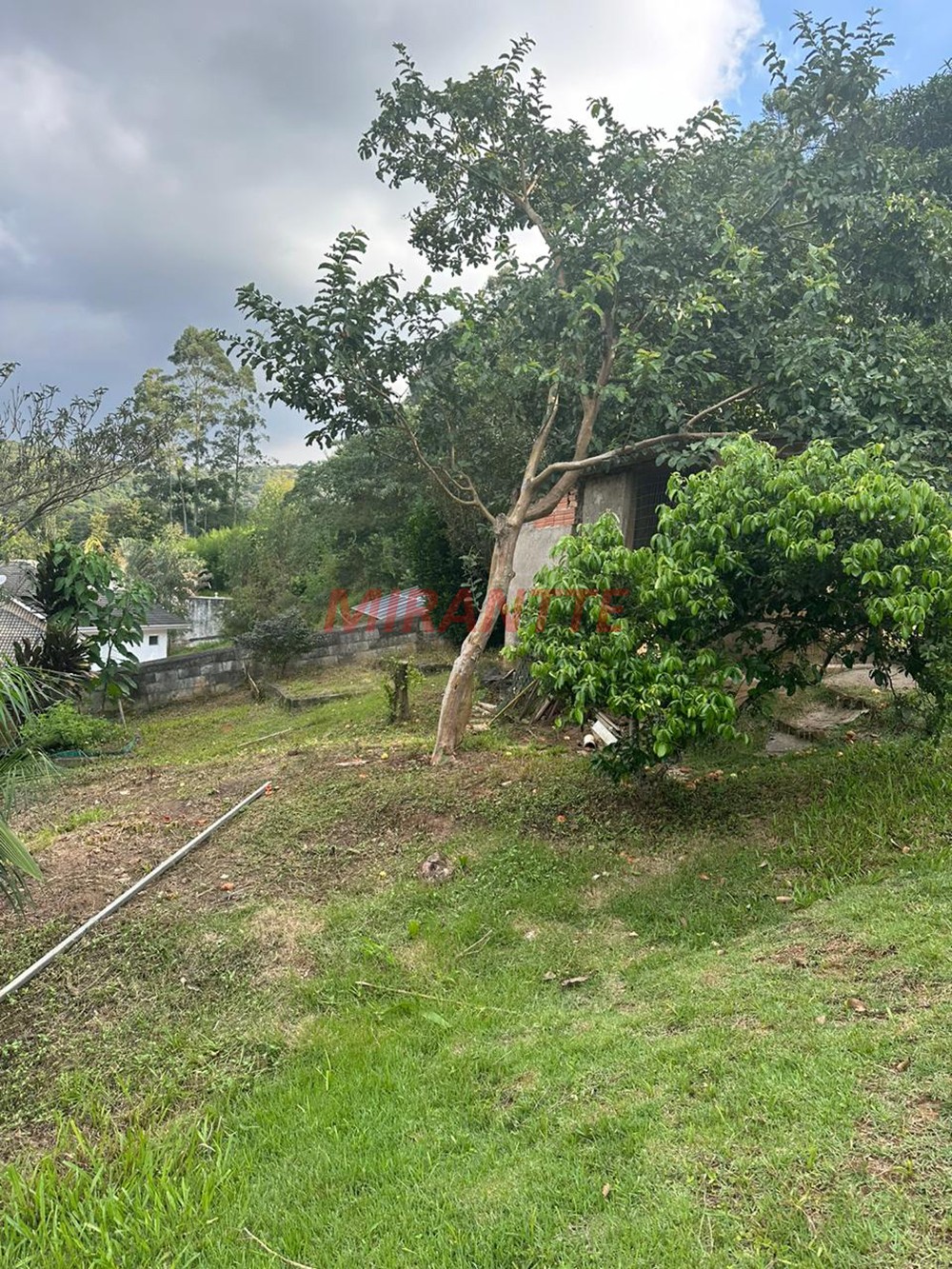Terreno de 1112m² em Serra Da Cantareira