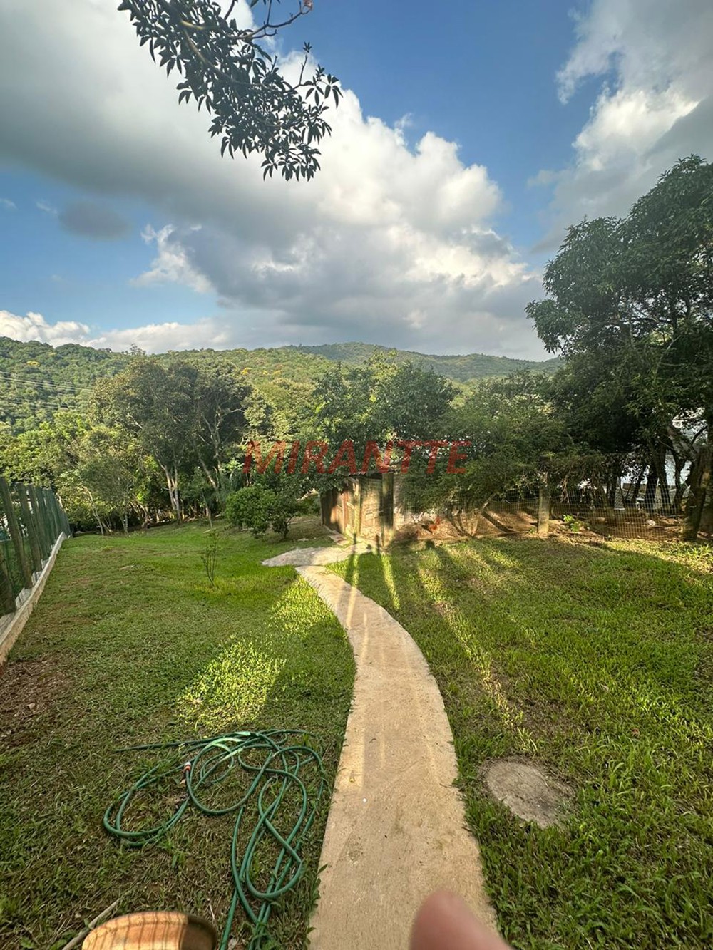 Terreno de 1112m² em Serra Da Cantareira