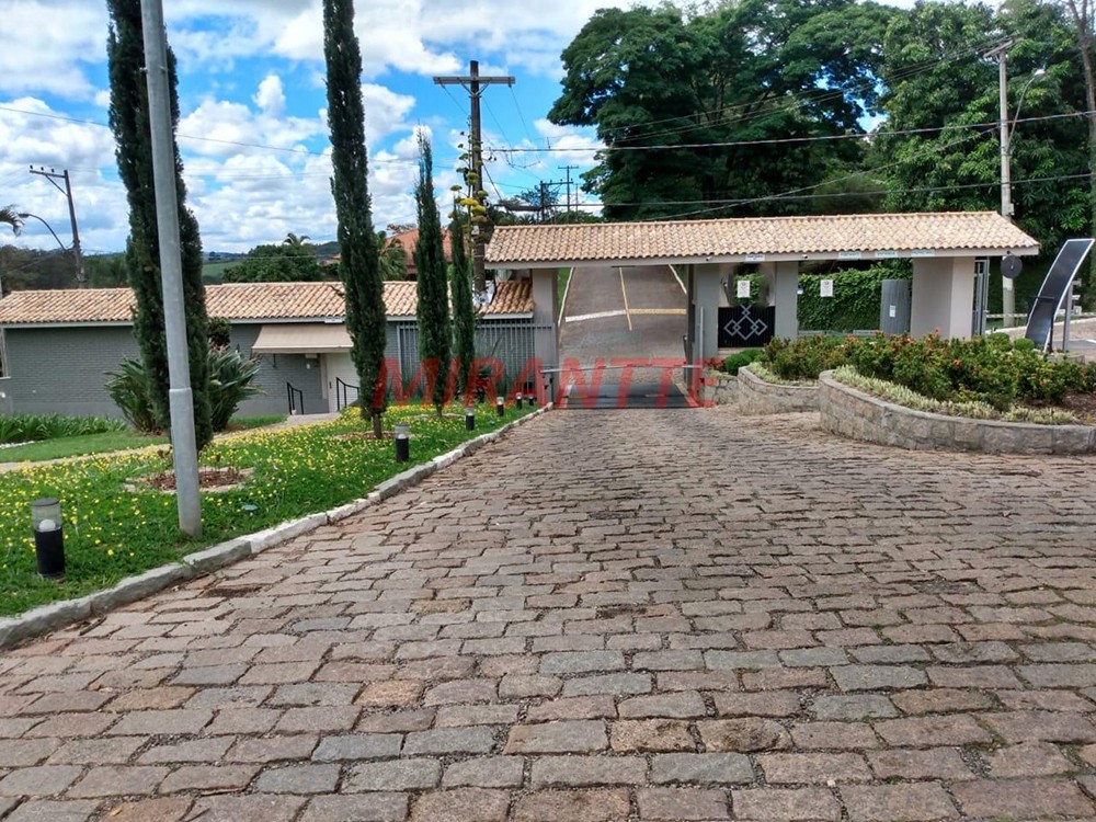 Cond. fechado de 600m² com 3 quartos em Nova Itatiba