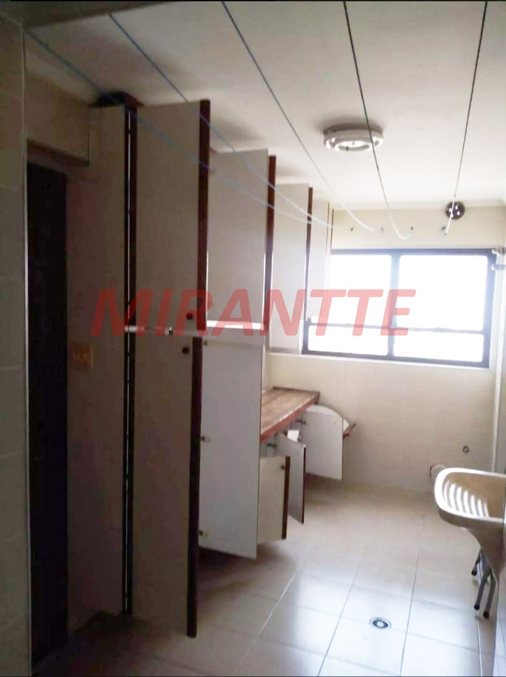 Apartamento de 240m² com 4 quartos em Vila Maria Alta