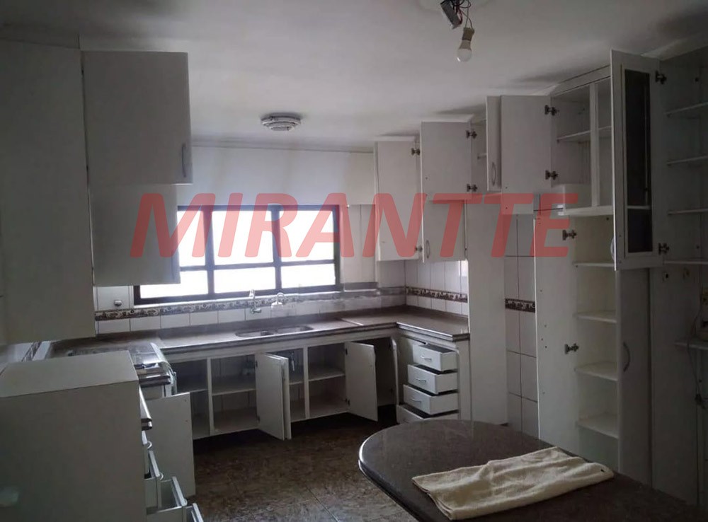 Apartamento de 240m² com 4 quartos em Vila Maria Alta
