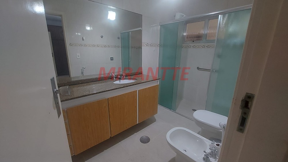 Casa terrea de 309m² com 4 quartos em Imirim