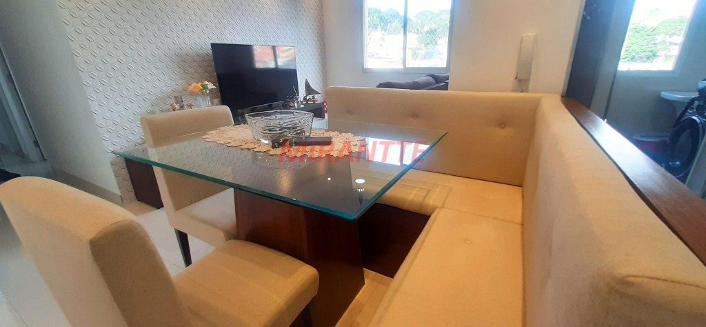 Apartamento de 48m² com 2 quartos em Vila Roque