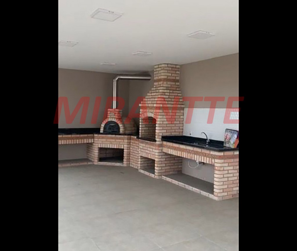Apartamento de 58m² com 2 quartos em Vila Nova Bonsucesso