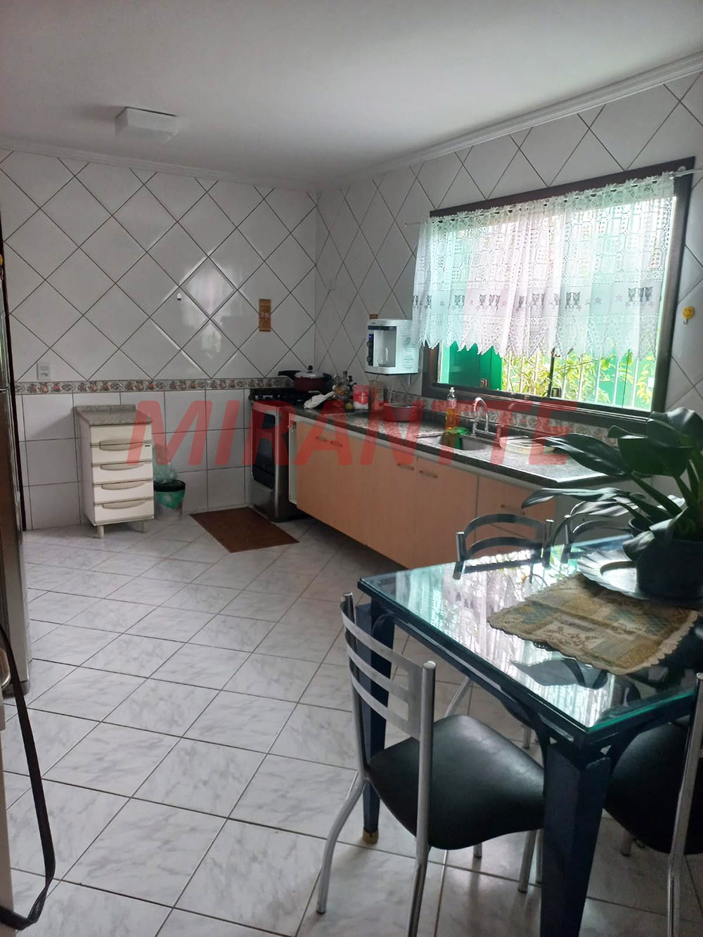 Sobrado de 123m² com 3 quartos em Água Fria