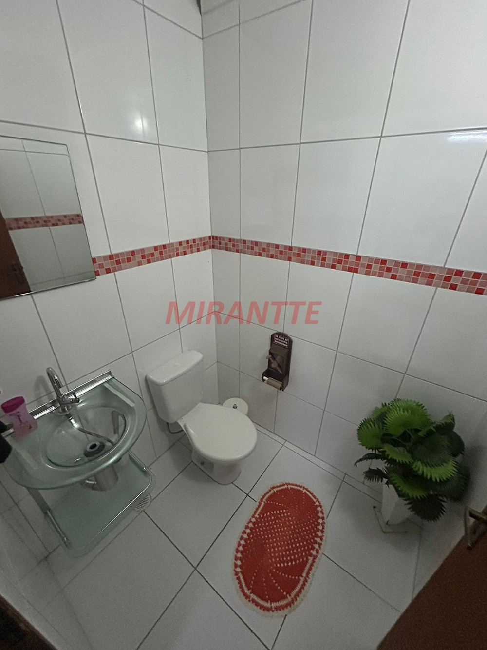 Sobrado de 140m² com 2 quartos em Pedra Branca