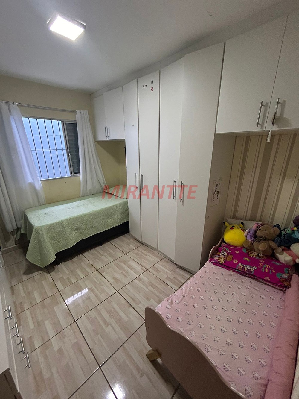 Sobrado de 140m² com 2 quartos em Pedra Branca