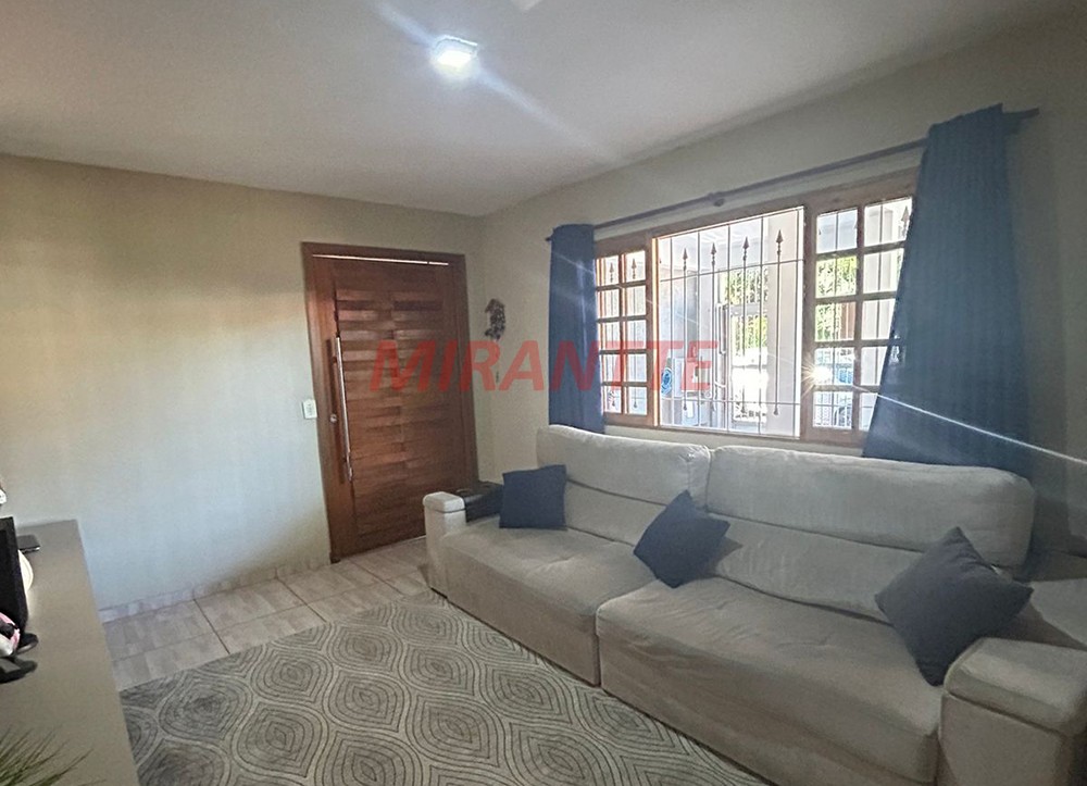 Sobrado de 140m² com 2 quartos em Pedra Branca