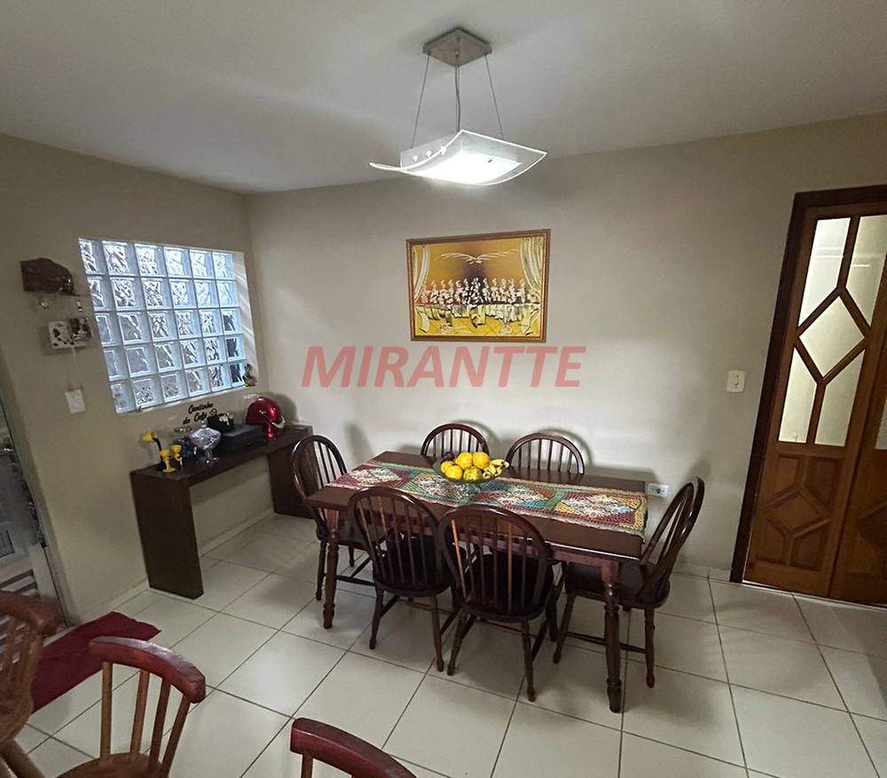 Sobrado de 140m² com 2 quartos em Pedra Branca