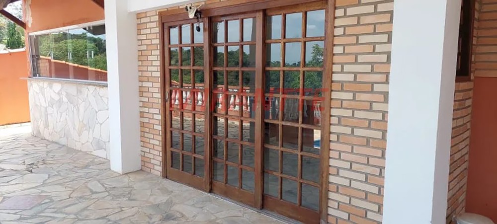 ChÁcara de 2000m² com 4 quartos em São Roque