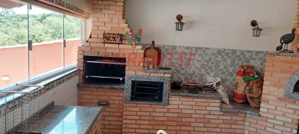 ChÁcara de 2000m² com 4 quartos em São Roque