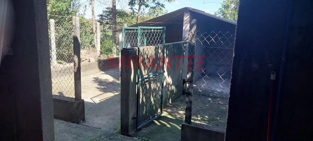 ChÁcara de 2000m² com 4 quartos em São Roque