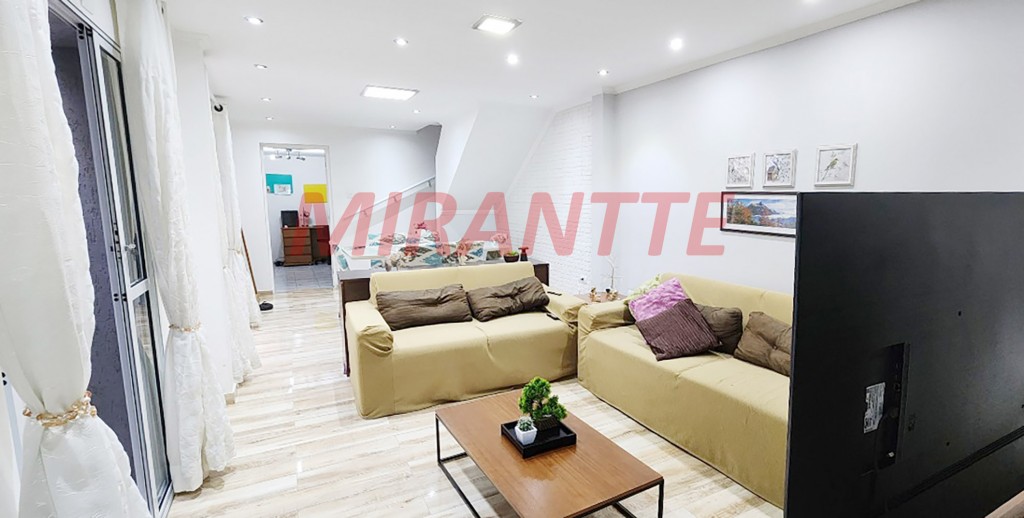 Casa terrea de 244m² com 4 quartos em Água Fria