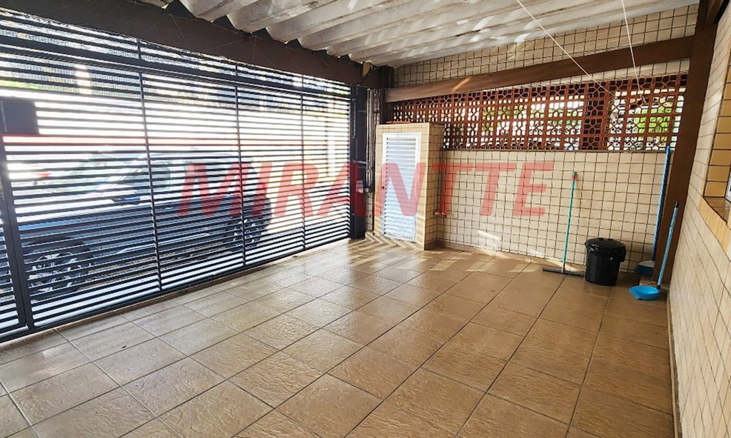 Casa terrea de 244m² com 4 quartos em Água Fria