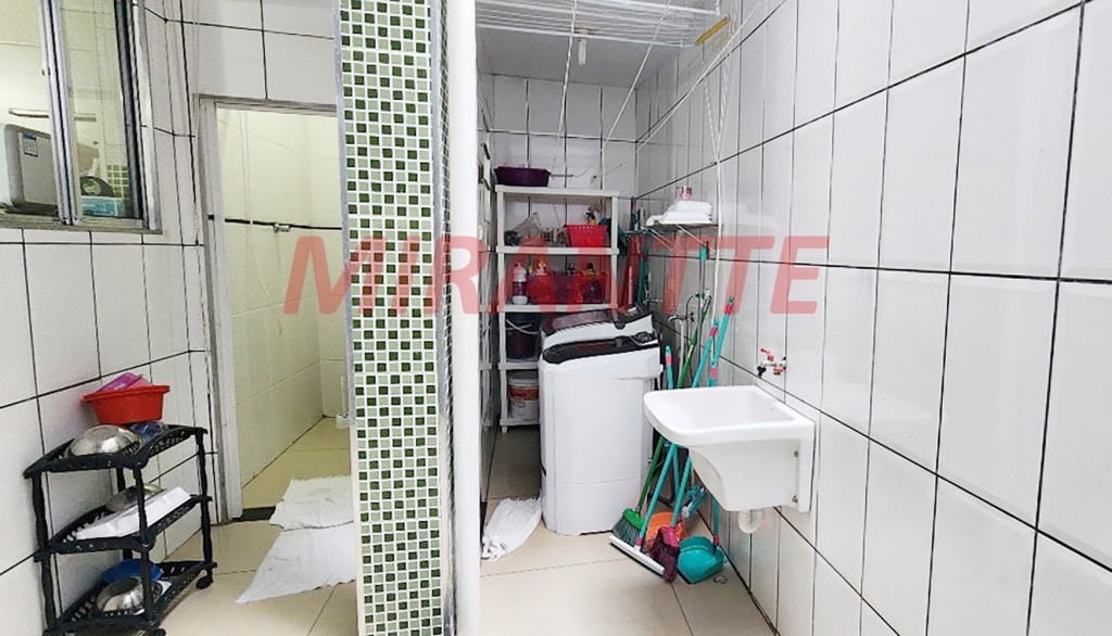 Casa terrea de 244m² com 4 quartos em Água Fria