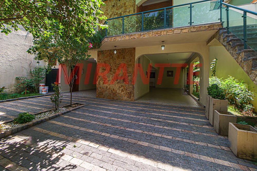 Sobrado de 560m² com 5 quartos em City América