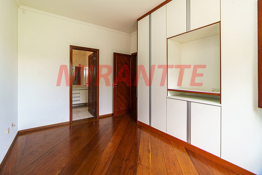 Sobrado de 560m² com 5 quartos em City América