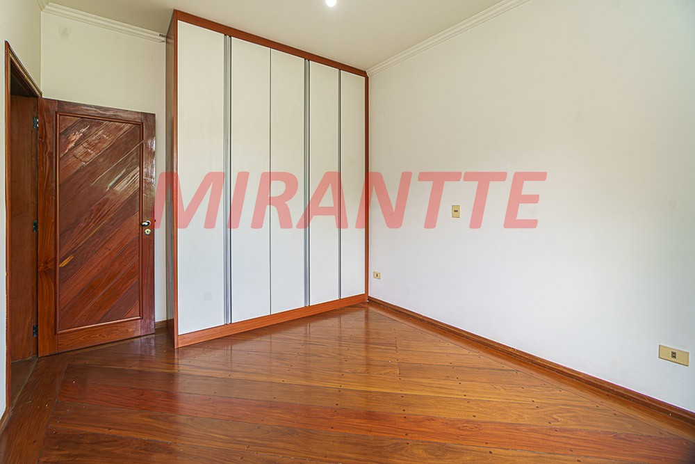 Sobrado de 560m² com 5 quartos em City América