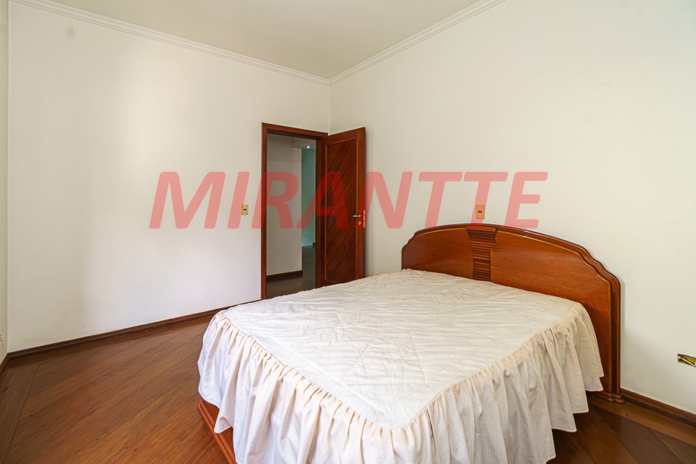 Sobrado de 560m² com 5 quartos em City América