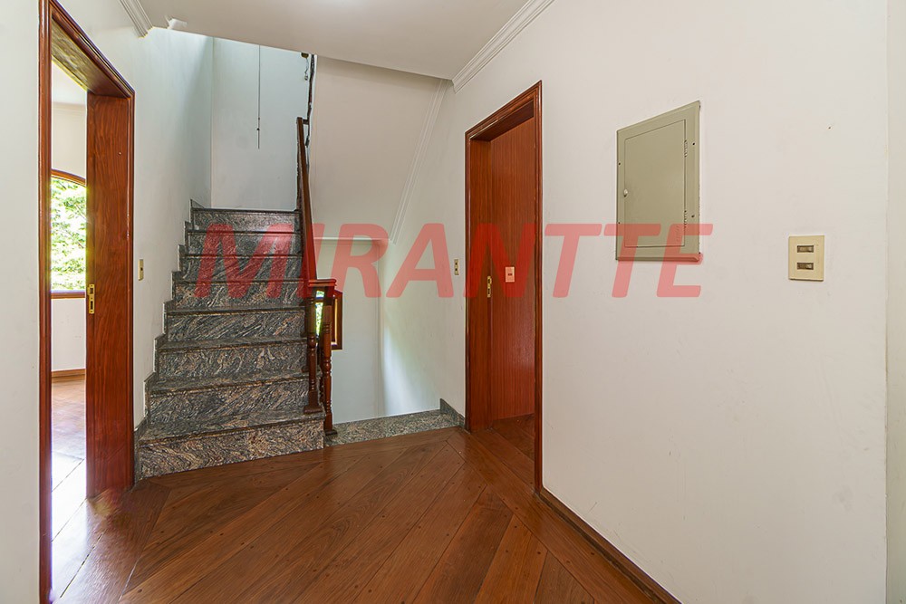 Sobrado de 560m² com 5 quartos em City América