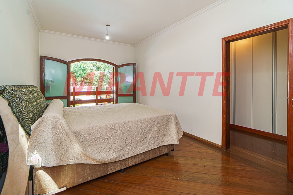 Sobrado de 560m² com 5 quartos em City América