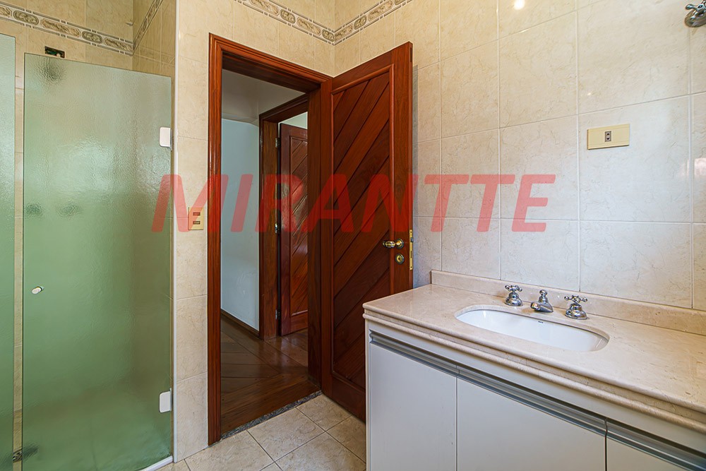 Sobrado de 560m² com 5 quartos em City América