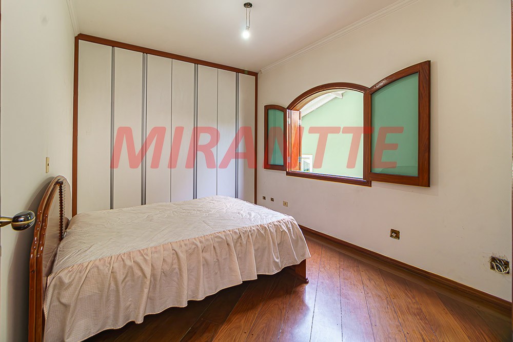 Sobrado de 560m² com 5 quartos em City América