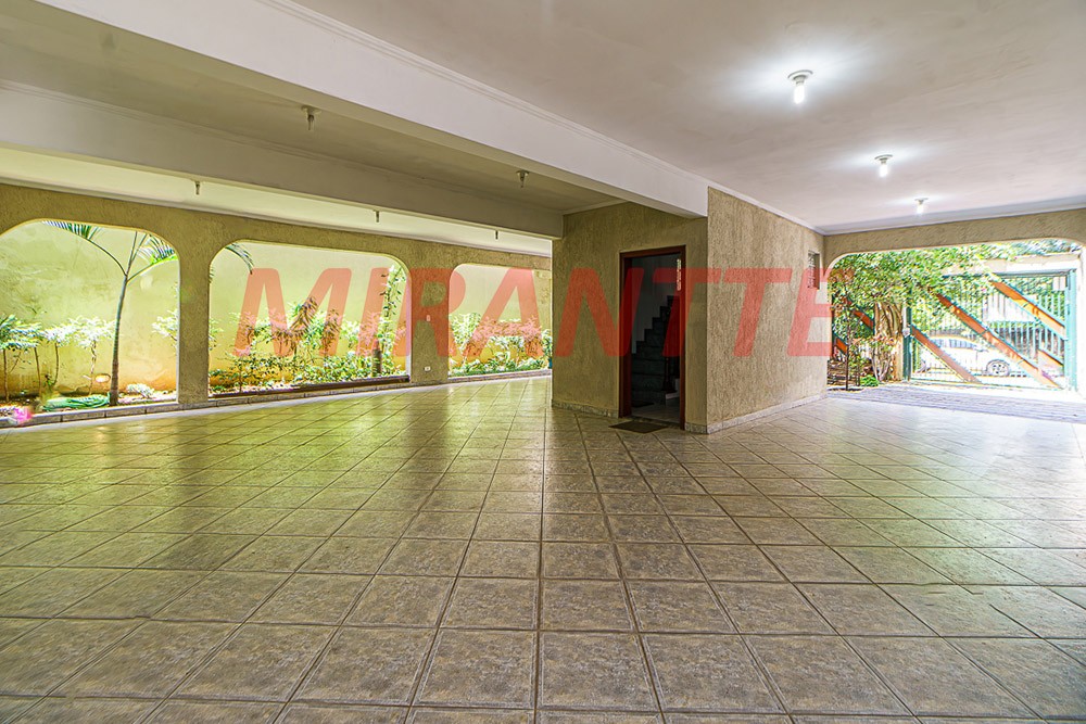 Sobrado de 560m² com 5 quartos em City América