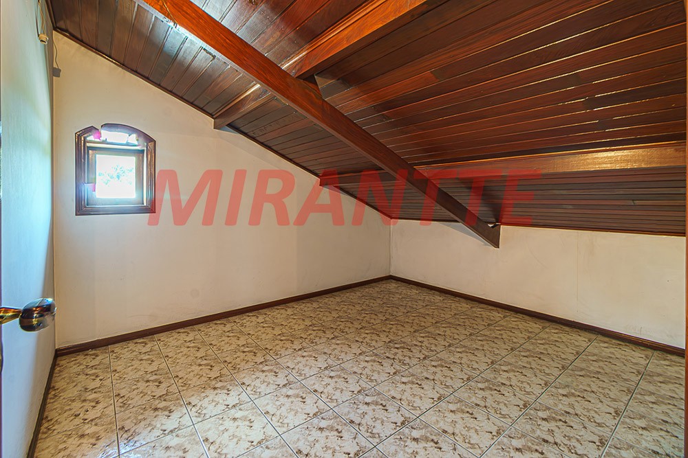 Sobrado de 560m² com 5 quartos em City América