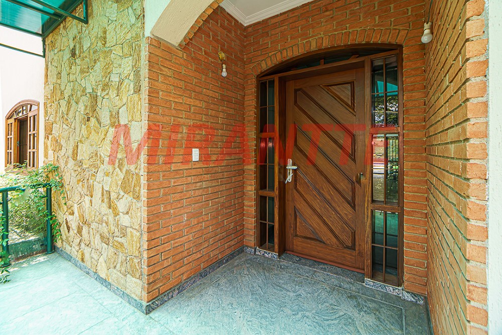 Sobrado de 560m² com 5 quartos em City América