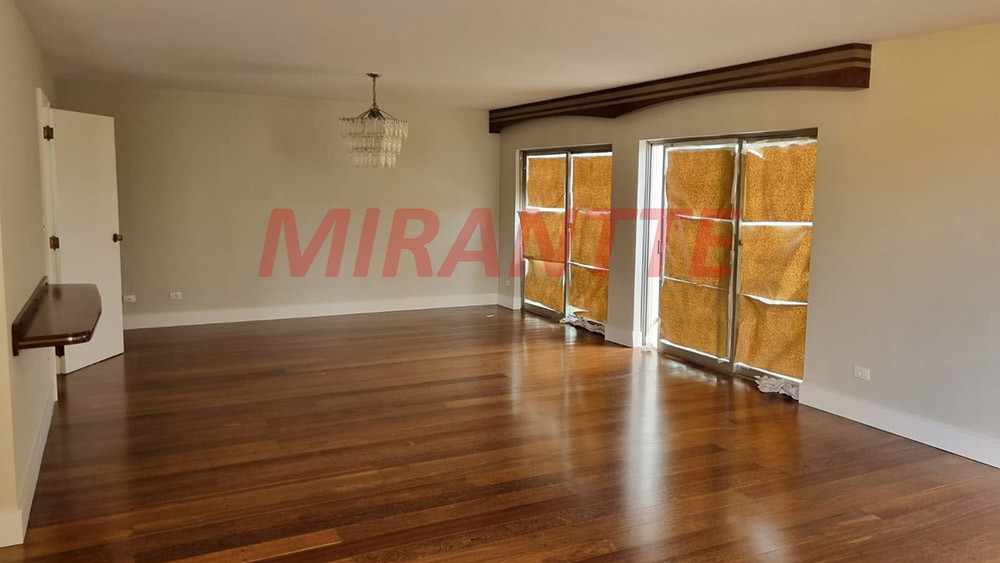 Apartamento de 200m² com 3 quartos em Aclimação