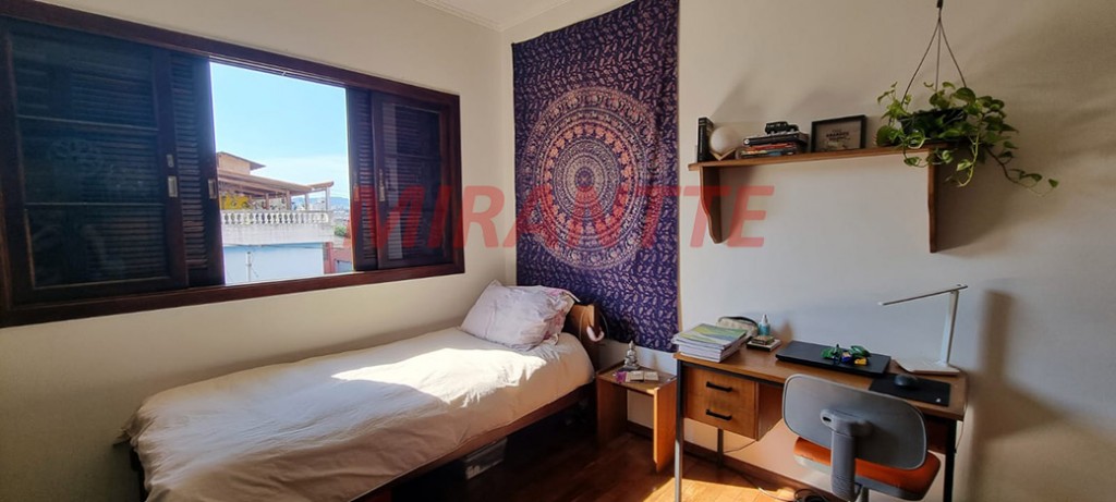 Sobrado de 250m² com 3 quartos em Imirim