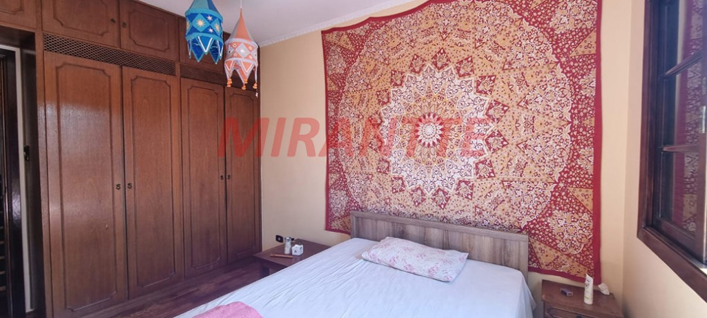 Sobrado de 250m² com 3 quartos em Imirim