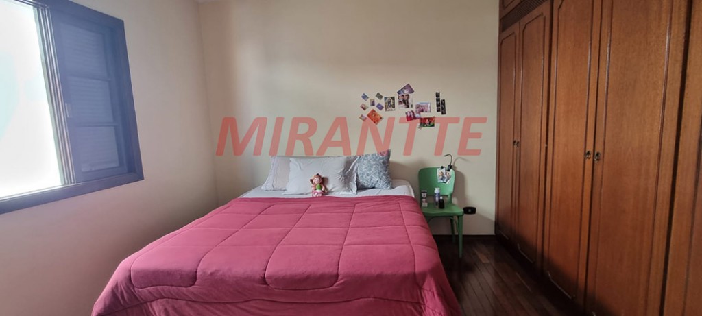 Sobrado de 250m² com 3 quartos em Imirim