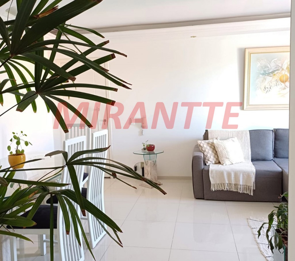 Apartamento de 65m² com 2 quartos em Vila Mazzei