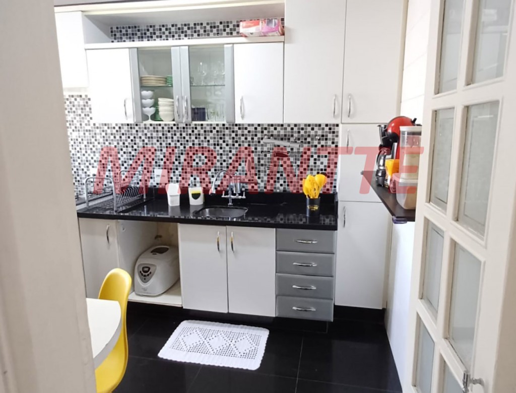 Apartamento de 65m² com 2 quartos em Vila Mazzei