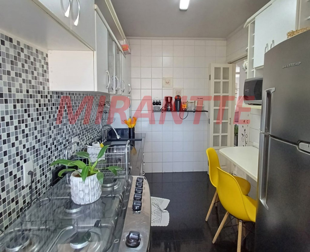 Apartamento de 65m² com 2 quartos em Vila Mazzei