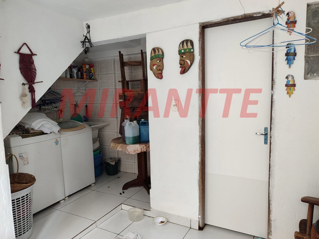 Sobrado de 145m² com 2 quartos em Santa Terezinha