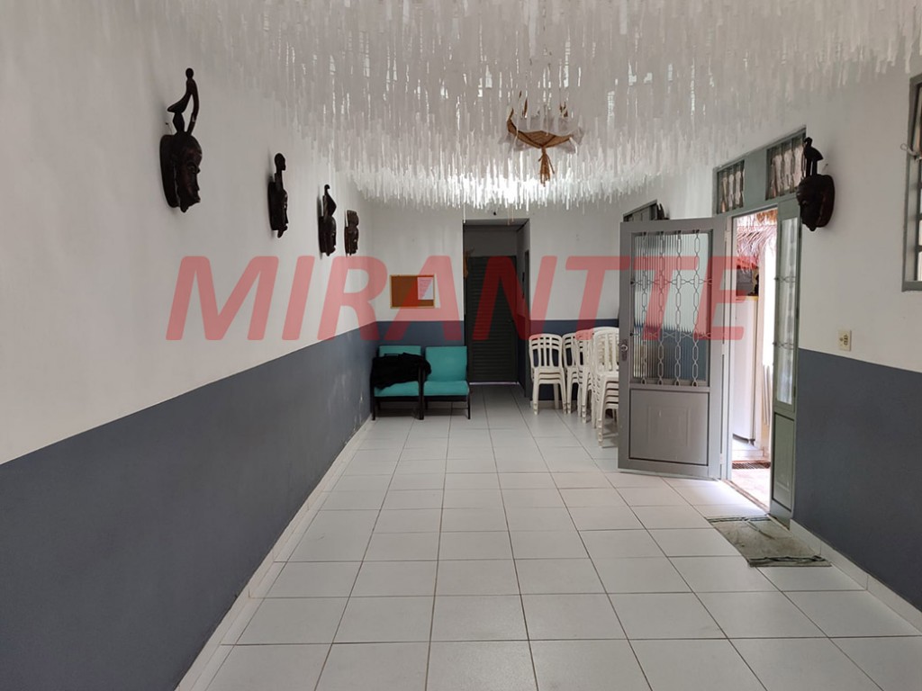 Sobrado de 145m² com 2 quartos em Santa Terezinha