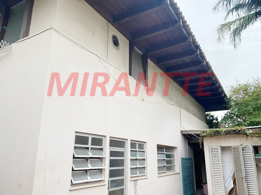 Sobrado de 550m² com 5 quartos em Pinheiros