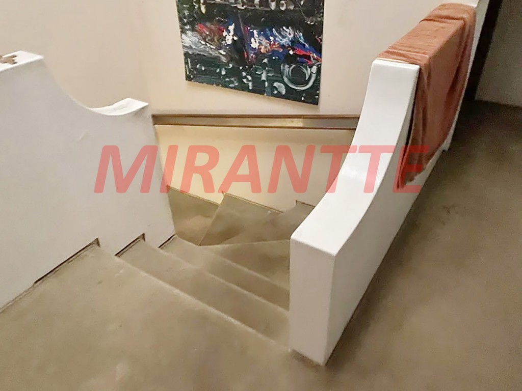 Sobrado de 550m² com 5 quartos em Pinheiros