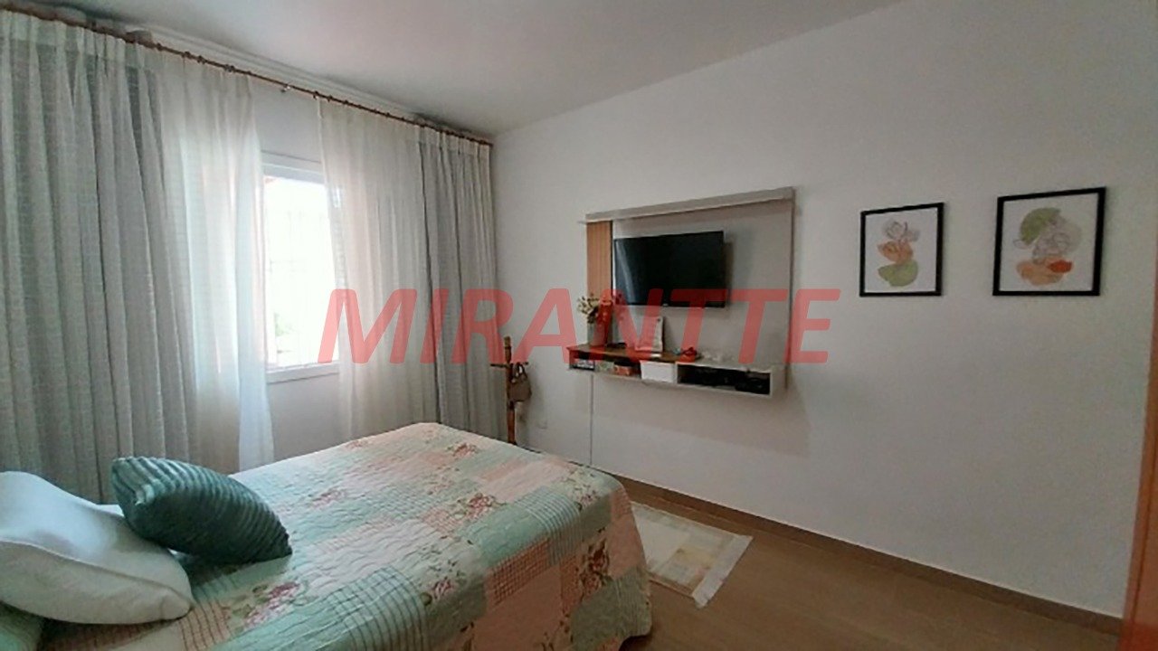Casa terrea de 291m² com 3 quartos em Vila Aurora