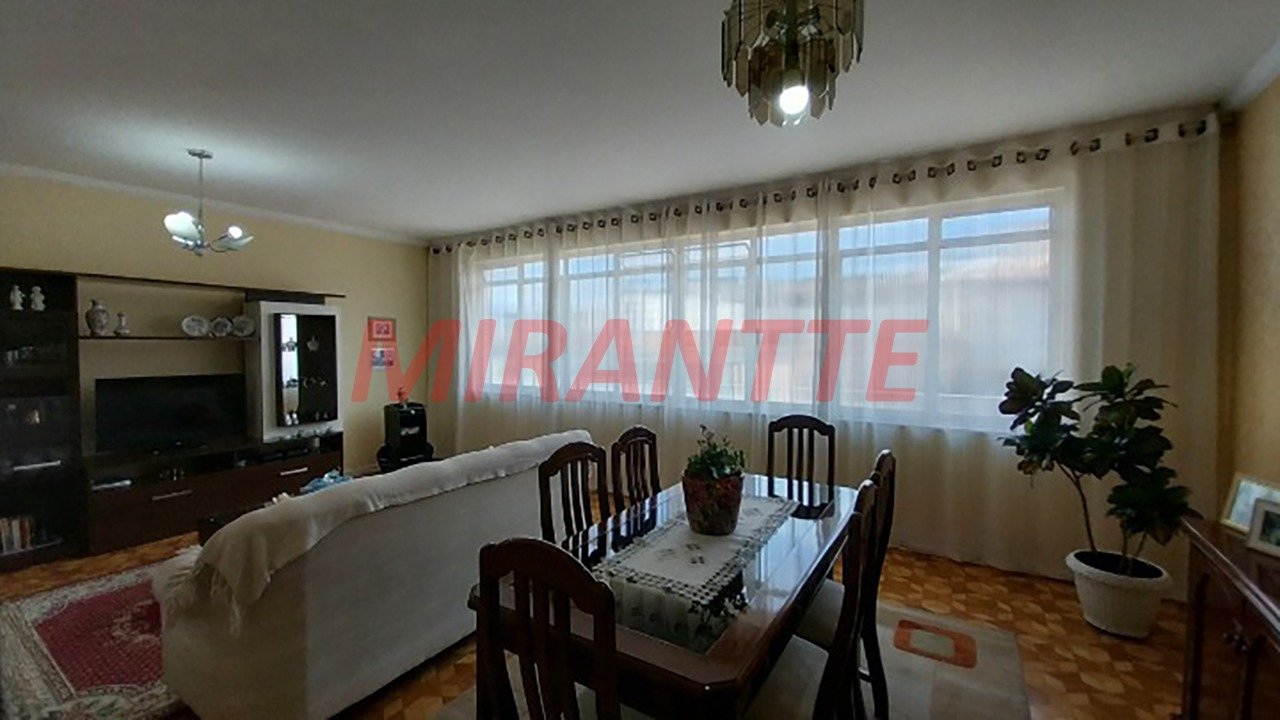 Casa terrea de 291m² com 3 quartos em Vila Aurora