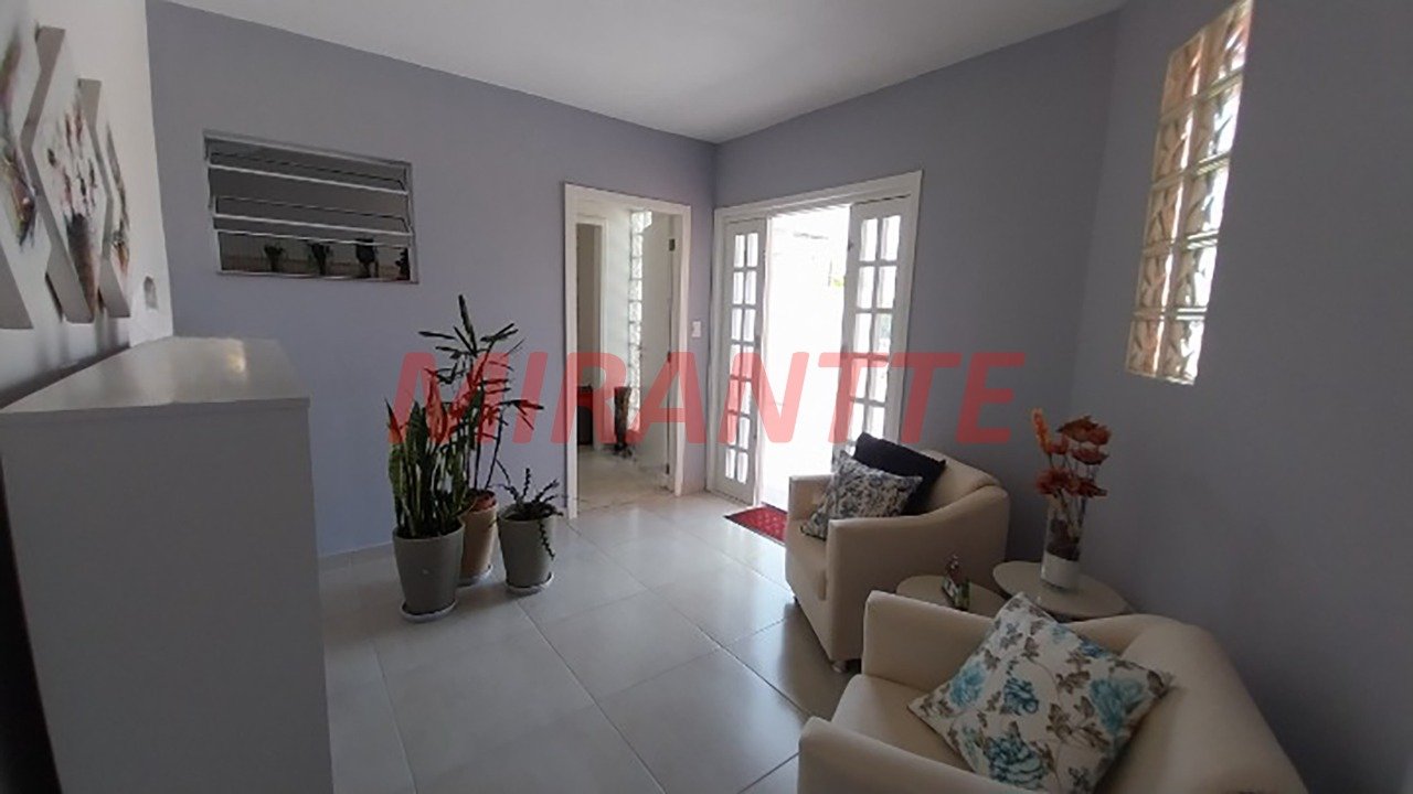 Casa terrea de 291m² com 3 quartos em Vila Aurora