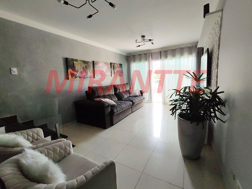 Sobrado de 92m² com 2 quartos em Tucuruvi