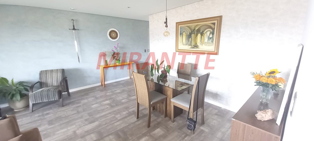 Apartamento com 3 quartos em Jardim Flor da Montanha