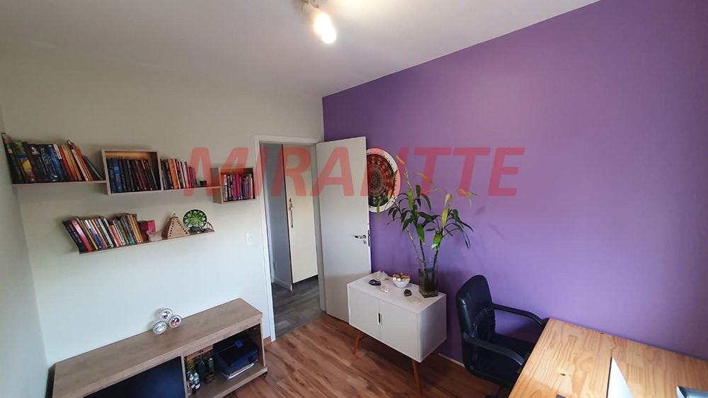 Apartamento com 3 quartos em Jardim Flor da Montanha