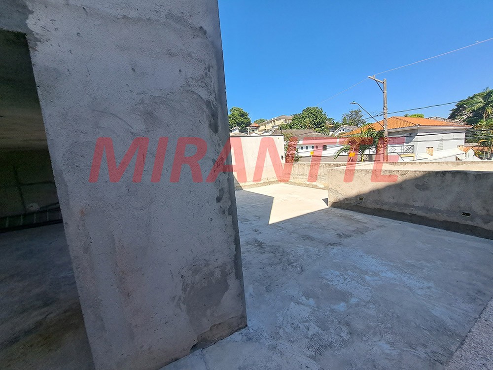 Sobrado de 219m² com 4 quartos em Tremembe