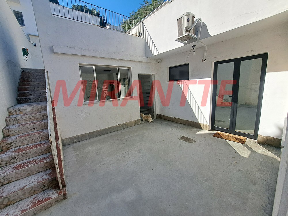 Sobrado de 219m² com 4 quartos em Tremembe