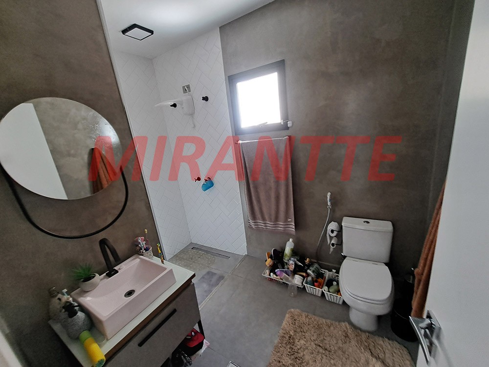 Sobrado de 219m² com 4 quartos em Tremembe